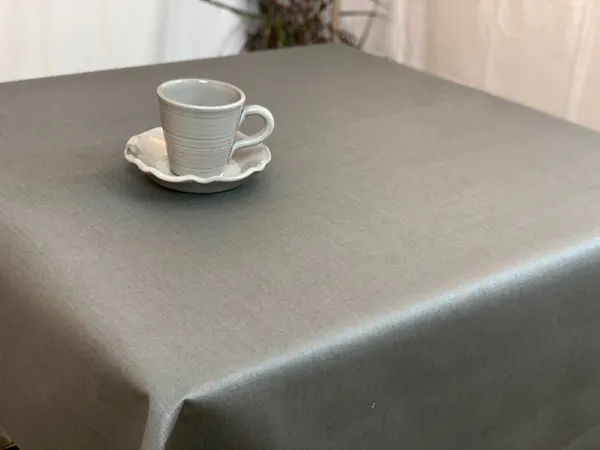 Linnevaxduk mörkgrå bredd 130 cm