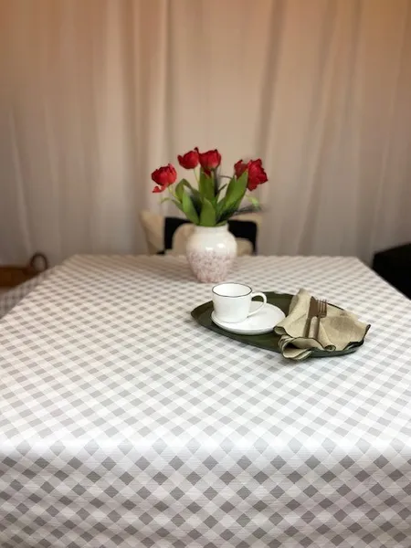 Ljusgrå ruta 1,5 cm