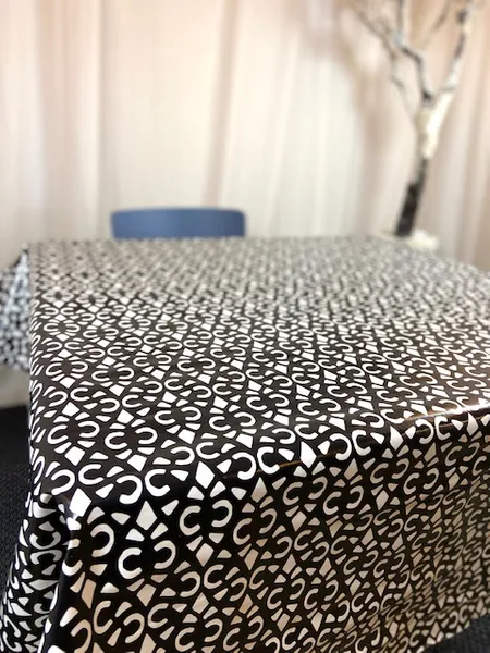 Häftig duk med kvadratmönster metervara